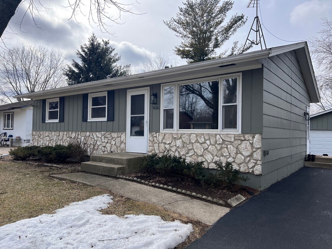 Primary Photo - 4686 Cheshire Pl