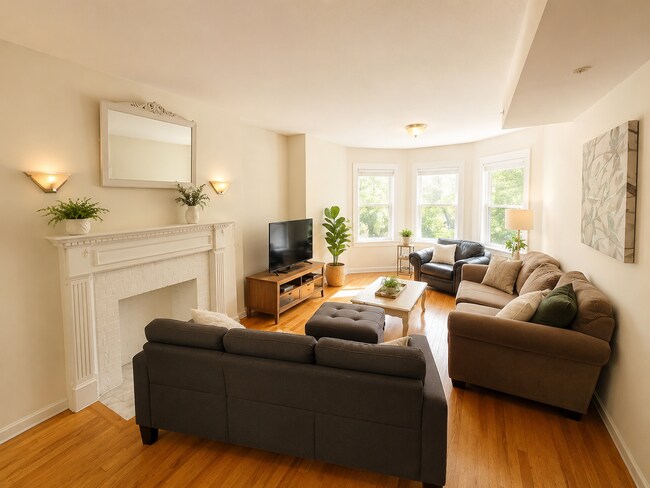 Foto del edificio - 1406 Beacon St