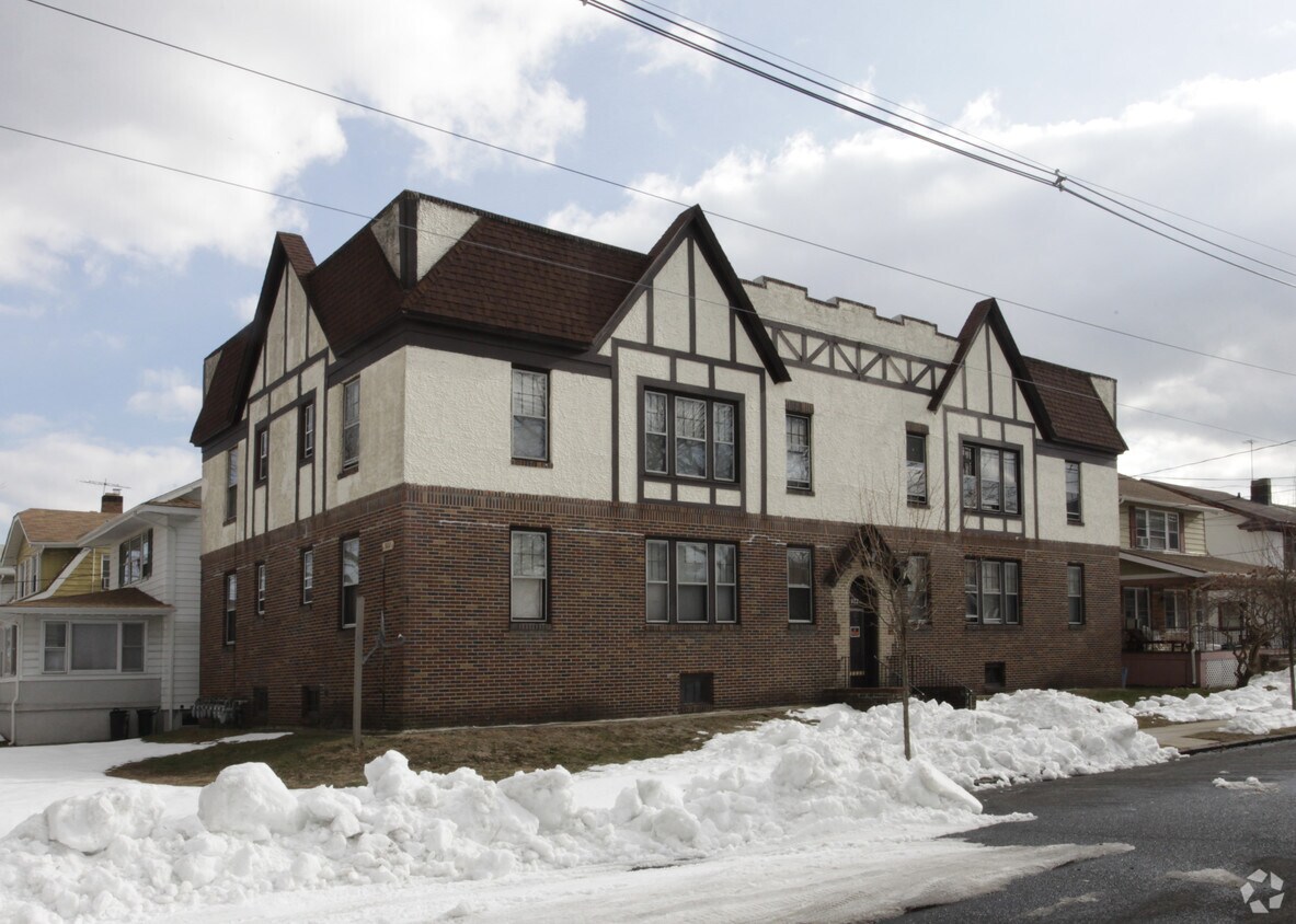 Primary Photo - 922 4th Ave