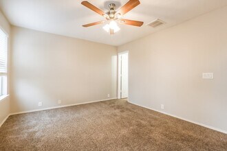 Building Photo - 23611 Twisting Falls Dr