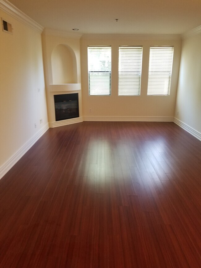 Foto del edificio - 12745 Moorpark St