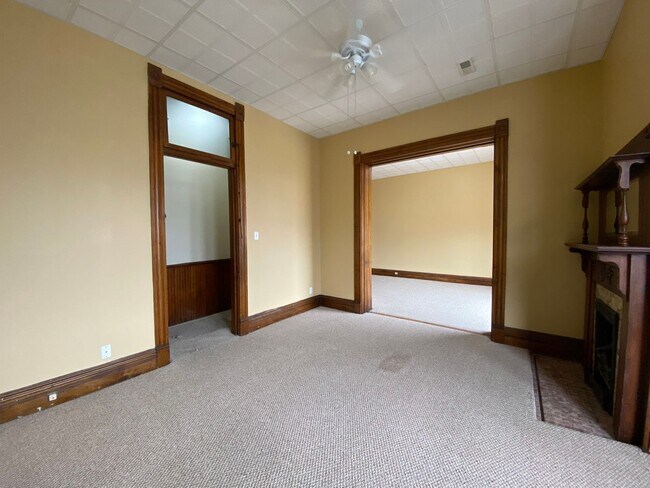Foto del edificio - 109 N 8th St