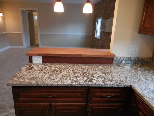 Building Photo - Amazing Apartment / Downtown Plymouth!!!!!!!