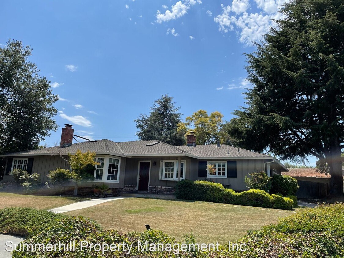 Primary Photo - 3 br, 2 bath House - 1927 Newcastle Dr.