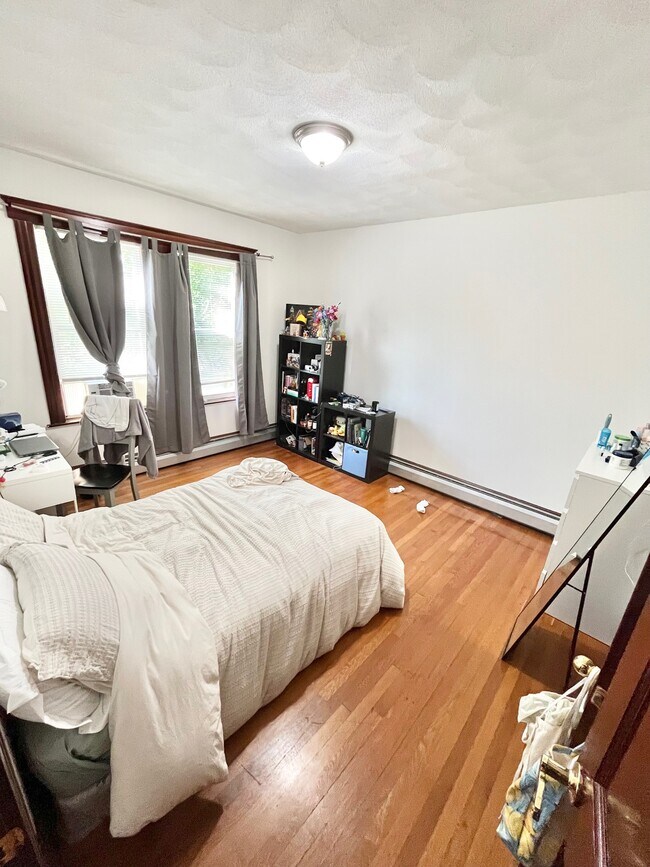 Foto del edificio - 1738 Commonwealth Ave