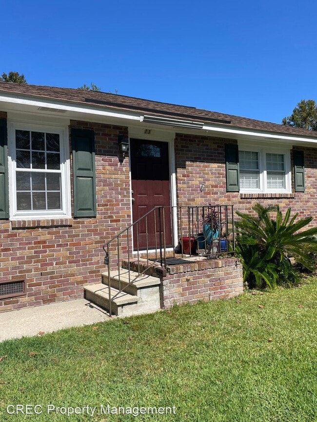 Building Photo - 3 br, 1 bath House - 115 Edmund Road