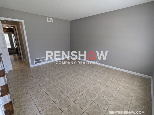 Building Photo - 2/2 Midtown Vollintine/Evergreen Duplex No...