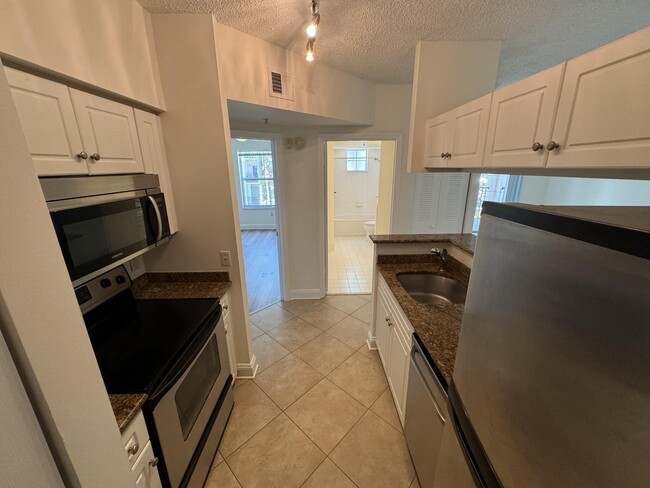 Building Photo - 3306 Tuscany Way