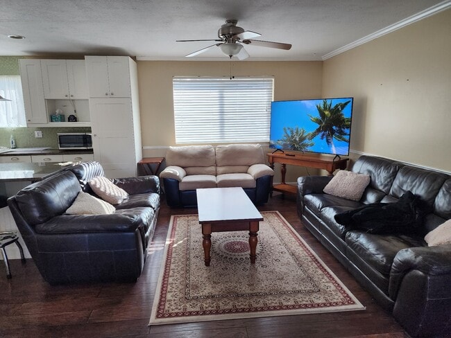 Building Photo - 1170 Belsaw Cir