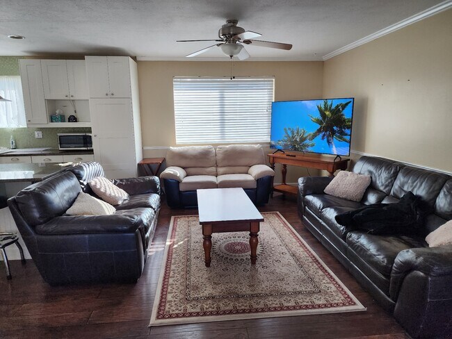 Foto del edificio - 1170 Belsaw Cir