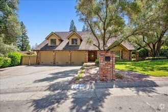 Building Photo - 4350 Winding Woods Way