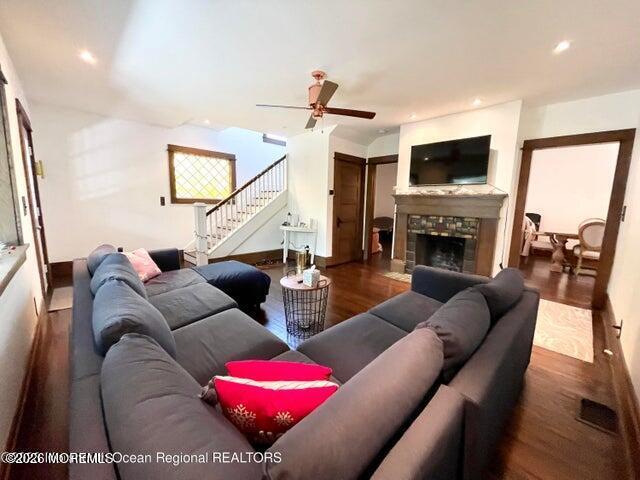 Foto del edificio - 110 Corlies Ave