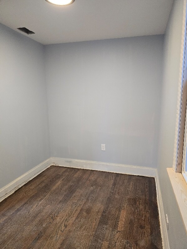 Foto del edificio - 1726 N Artesian Ave