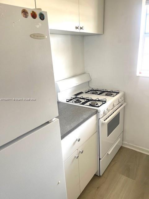 Foto del edificio - 3800 SW 102nd Ave