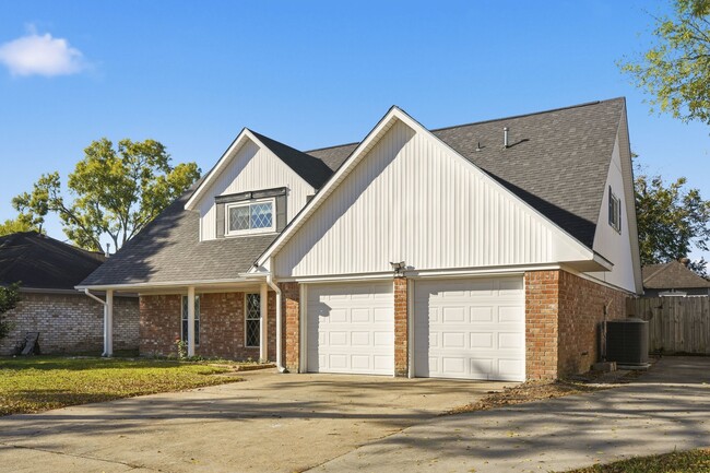 Foto del edificio - 2518 Henderson Ln