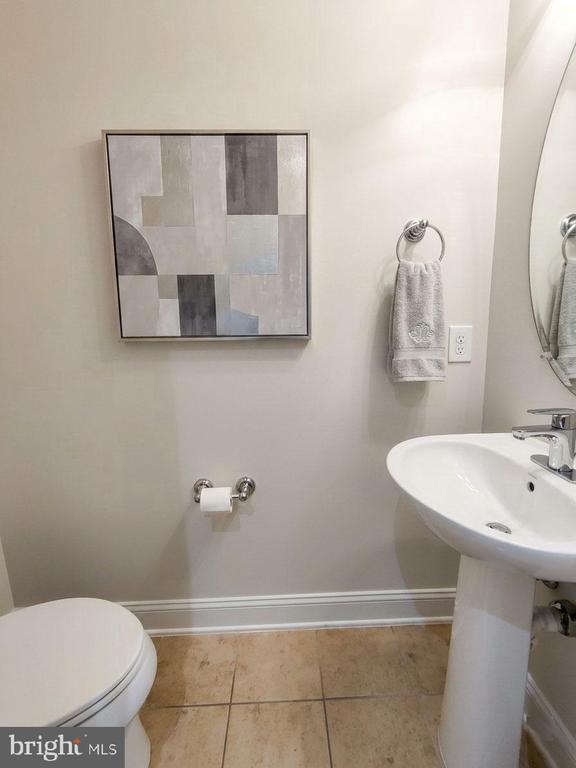 Foto del edificio - 9607 Stockwell Ln