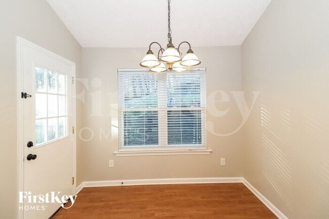 Foto del edificio - 812 Kendall Park Dr