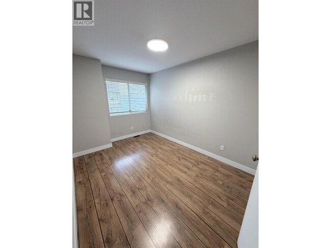 Photo du bâtiment - 3600 Cunningham Dr