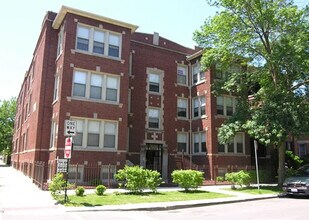 Building Photo - 6656 S Minerva Ave