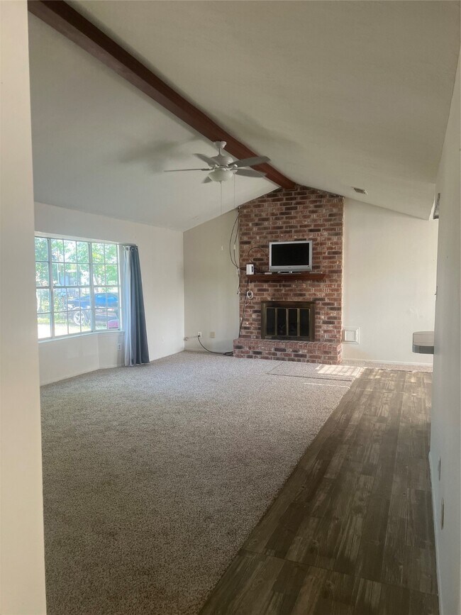 Foto del edificio - 622 Coolidge St