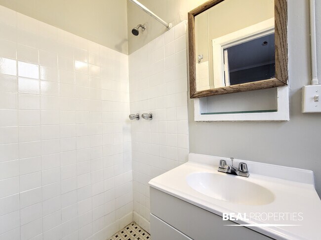 Foto del edificio - 3831 N Fremont St
