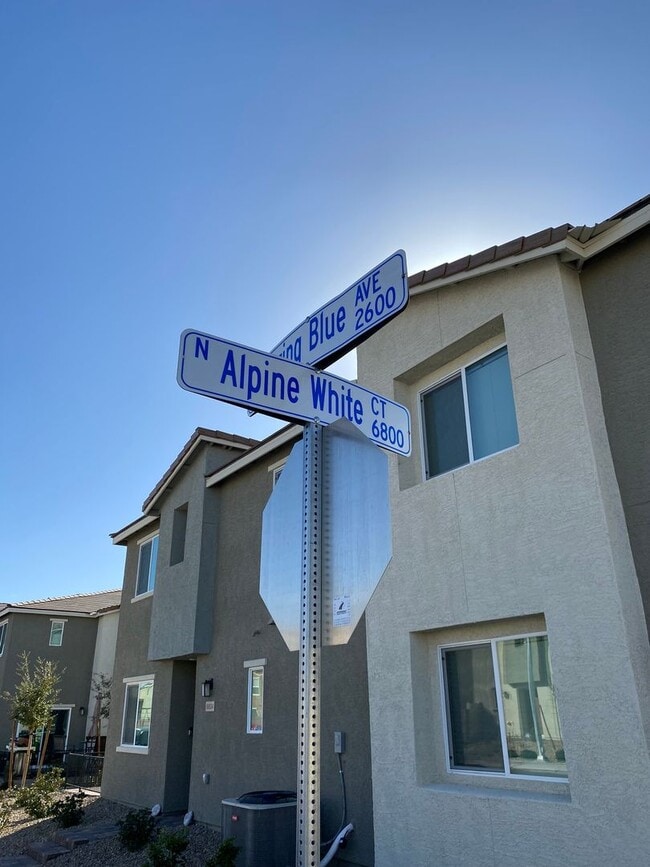 Foto del edificio - Americana Property Mgmt - 3bed Townhouse built in 2022 in the NW