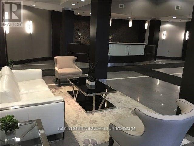 Building Photo - 73 King William Crescent