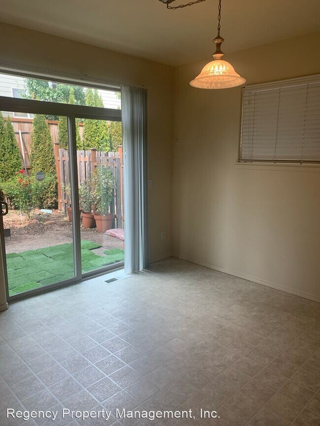 Building Photo - 17475 SW Rose Petal Ln