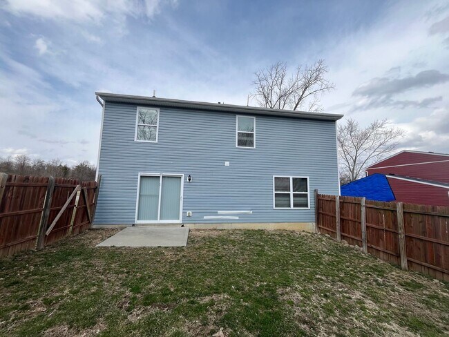 Building Photo - 807 Glenway Dr
