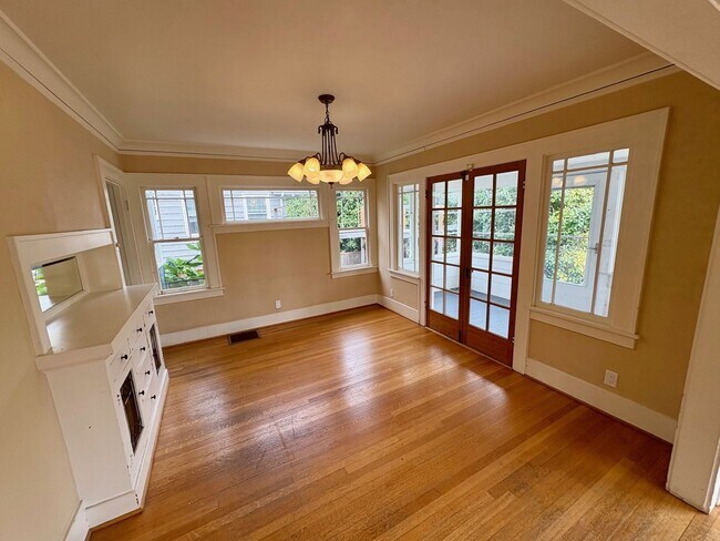 Foto del edificio - Sunset Hill Home