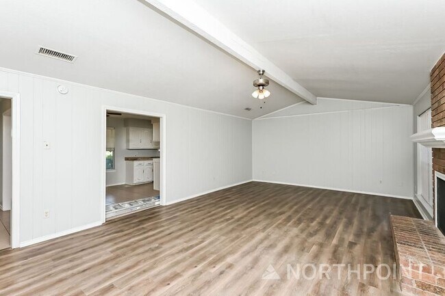 Building Photo - 1105 Cedar Ridge Dr