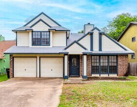 Building Photo - 13109 Marble Falls Cove