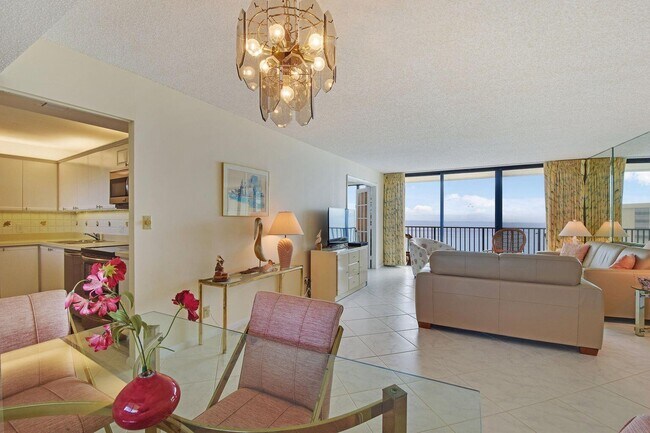 Foto del edificio - 300 Ocean Trail Way
