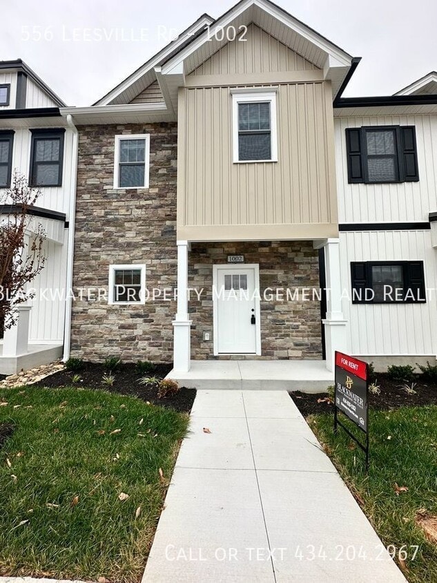 Foto principal - 556 Leesville Rd