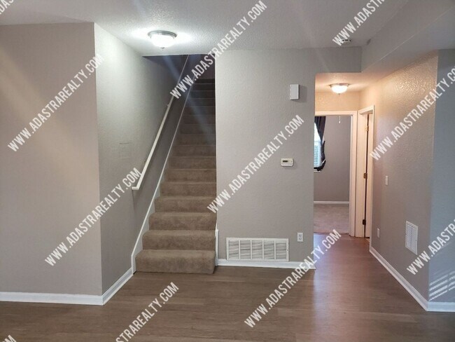 Building Photo - 705 Arkansas St