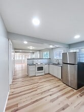 Building Photo - 38599 Plains Ct