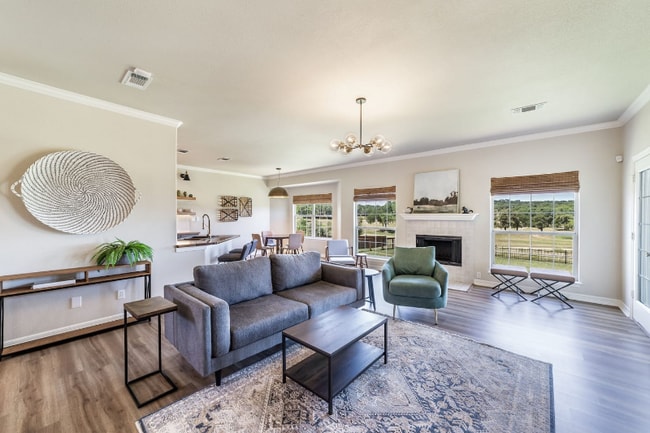 Building Photo - 195 Watts Ln