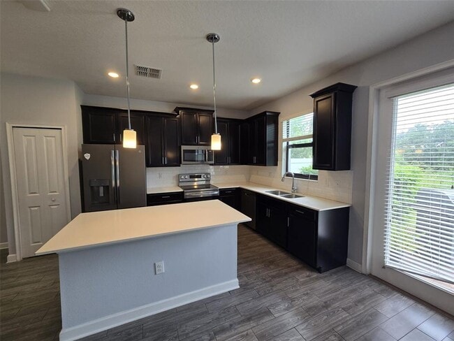 Foto del edificio - 1243 Sandwedge St