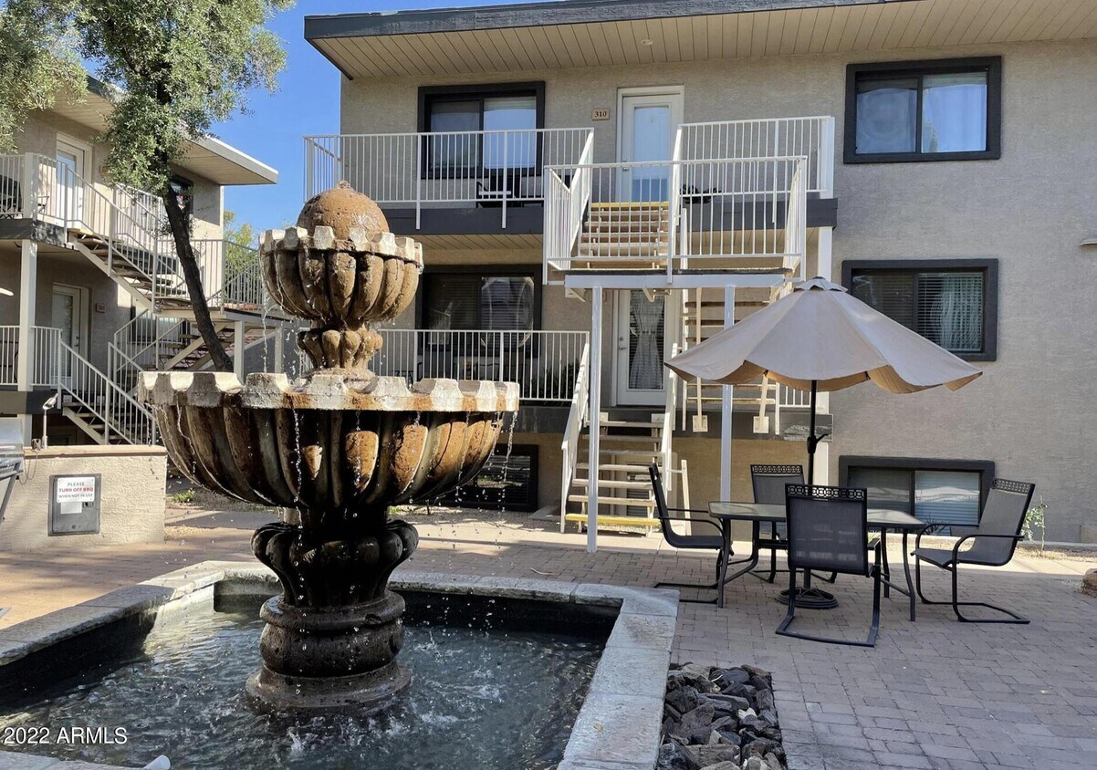 724 E Devonshire Ave Unit 310, Phoenix, AZ 85014 Room for Rent in