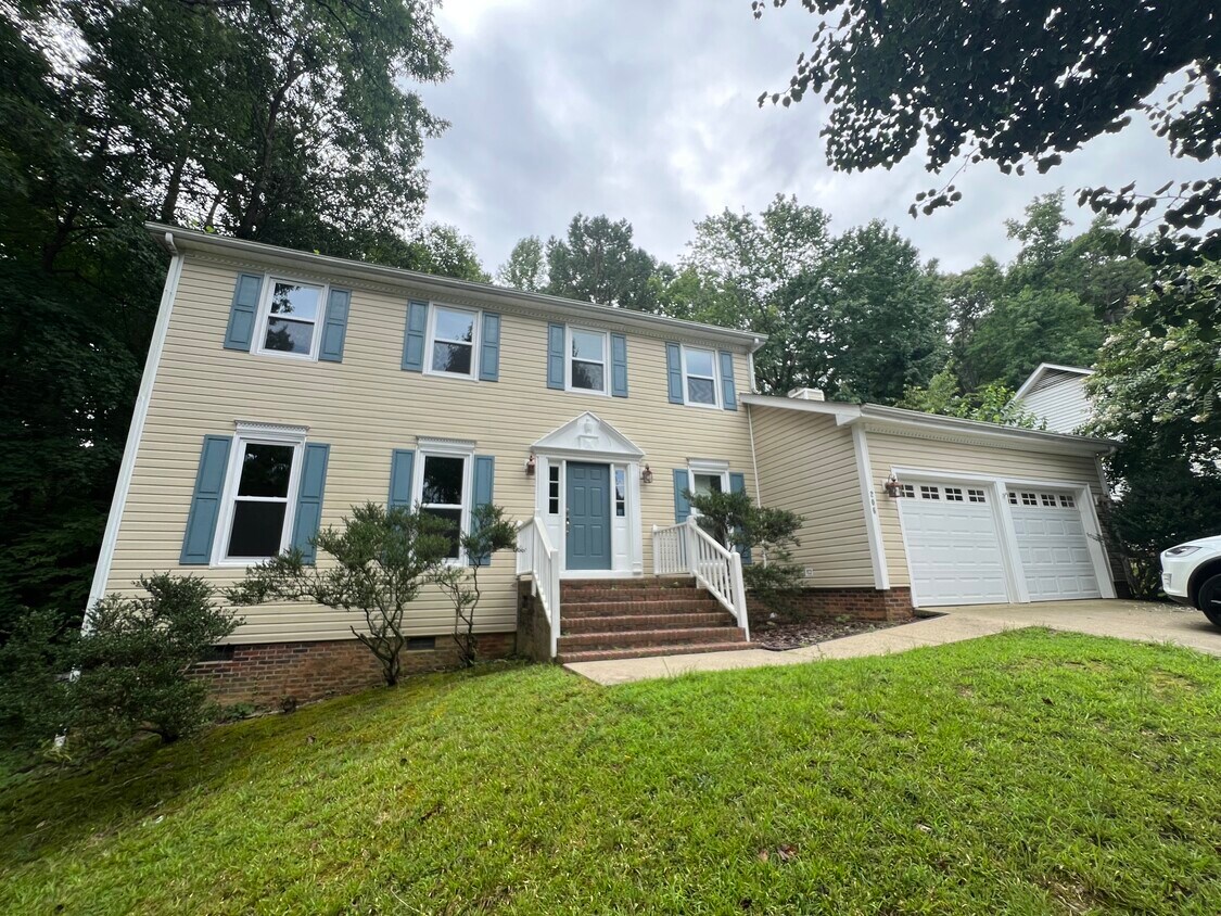 Foto principal - 206 Penchant Ct