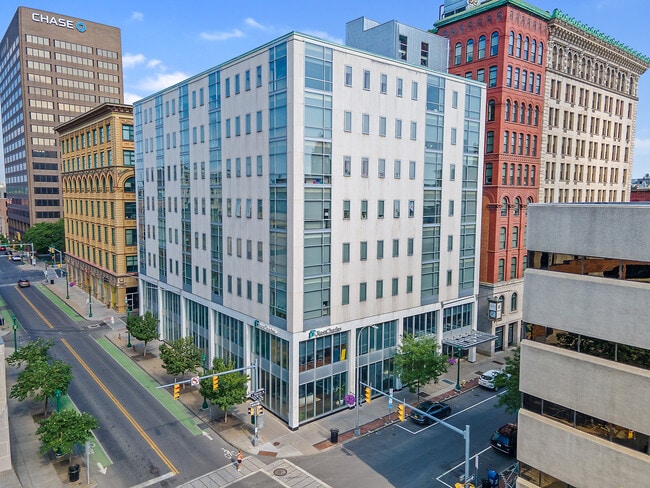 Building Photo - Merchants Commons