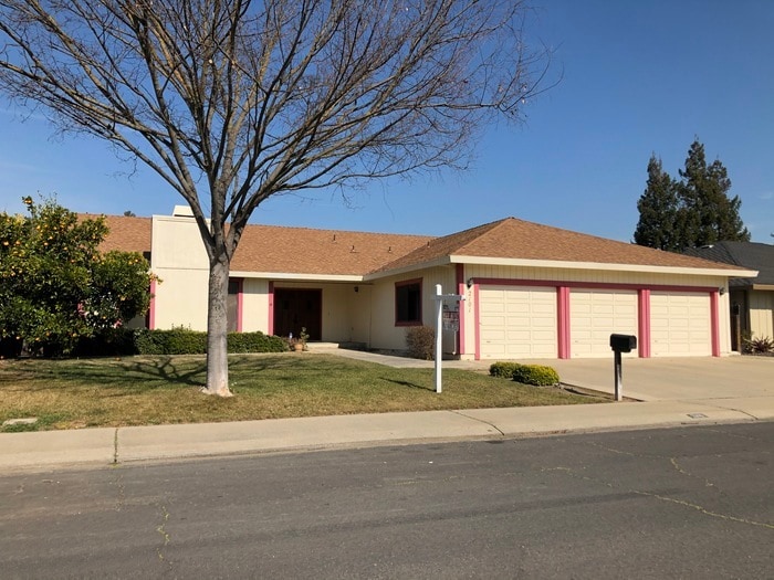 Primary Photo - 2101 Bridger Dr