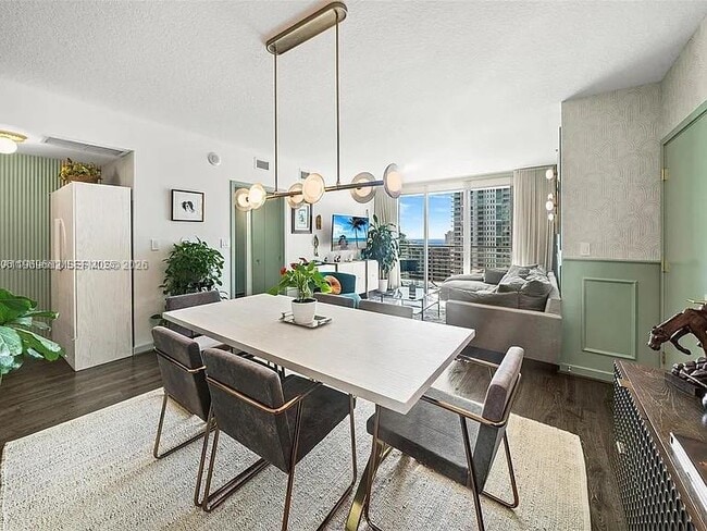 Building Photo - 325 S Biscayne Blvd