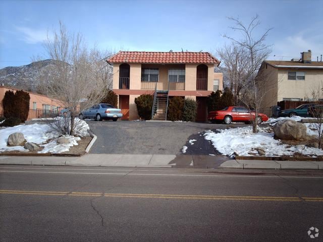 Building Photo - 2520 NE Chelwood Park Blvd