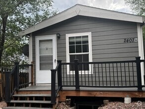 Building Photo - 2407 W Cache La Poudre St