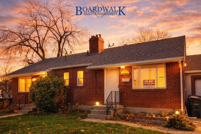 Photo - 1327 Illinois Ave Townhome