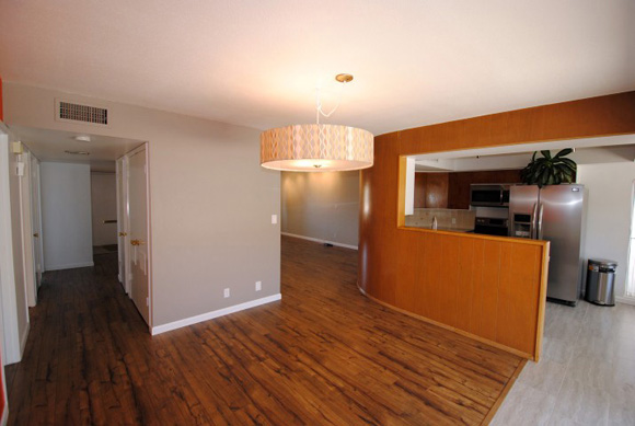 Building Photo - 3741 E Glenrosa Ave