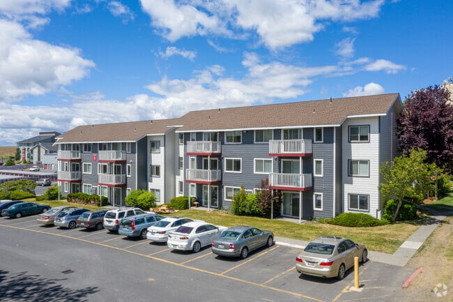 Building Photo - Timberline on the Green - Historical Access