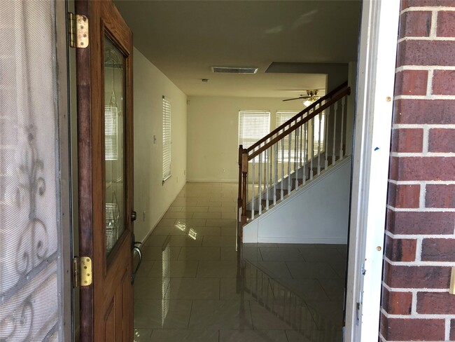 Building Photo - 8531 Ashford Green Ln