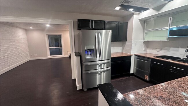 Foto del edificio - 1531 Fairview St